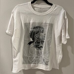 Taylor Swift Women's Large White‎ Graphic T Shirt TS Album Photo Tee